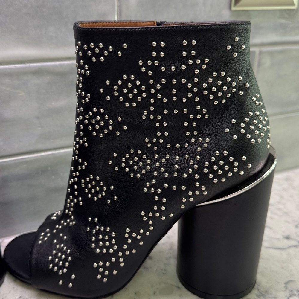 Givenchy Studded Black Leather Open Toe Btine Ouv Bootie Sz 7 Boots Sale 🔥🔥🔥